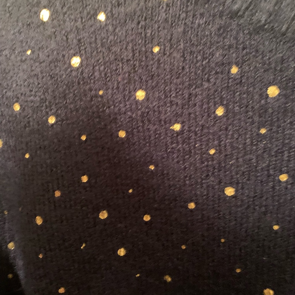 NWOT, CROWN & IVY SWEATER - Picture 2 of 4